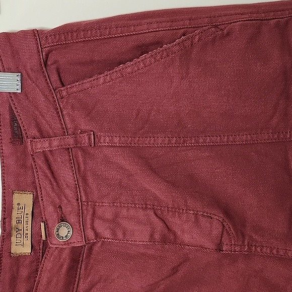 Judy BlueHigh Waist Burgundy Front Seam Straight Leg Jean Size 728 - Picture 8 of 16